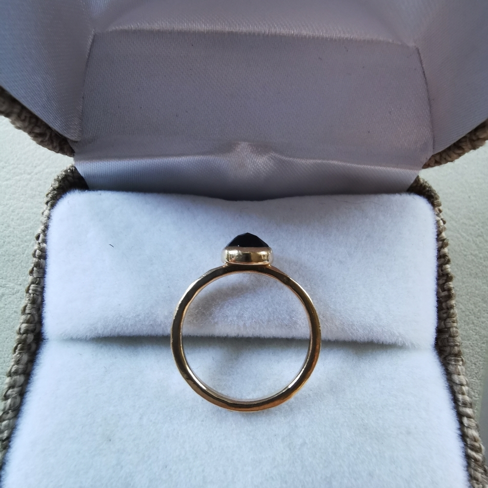 🤍 14K Gold Black Spinel Cut Gemstone Ring
